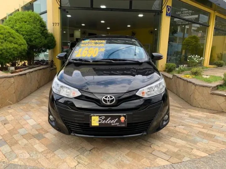 YARIS 1.5 16V Sedan XL Multidrive