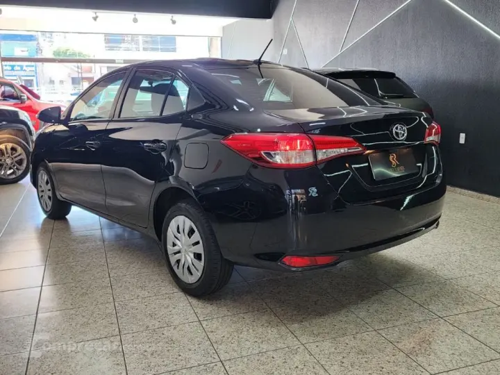 YARIS XL Sedan 1.5 Flex 16V 4p Aut.