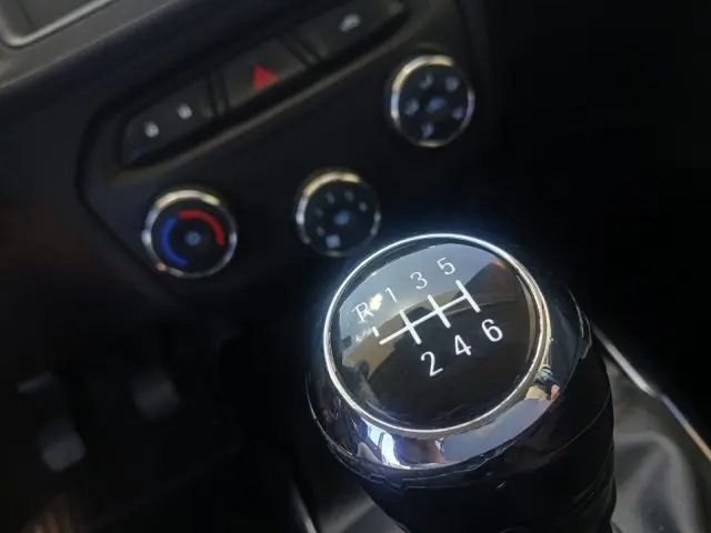 PRISMA - 1.4 MPFI LT 8V 4P MANUAL