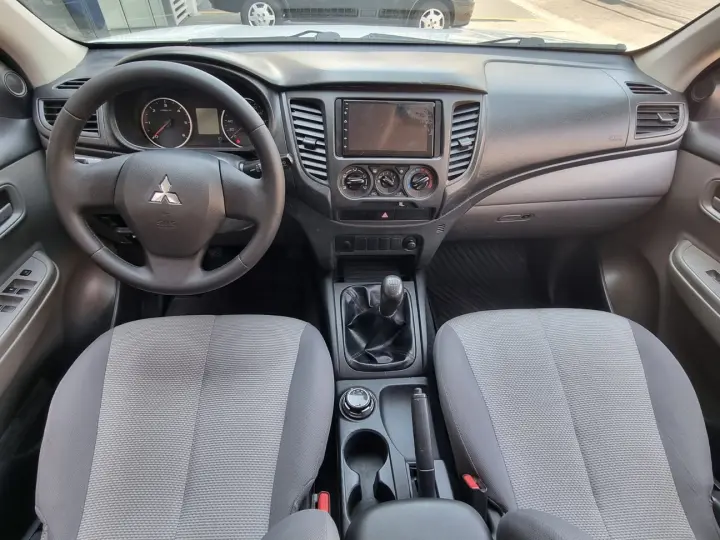 MITSUBISHI L200 TRITON 2.4 TURBO SPORT GL CD 4X4 2022