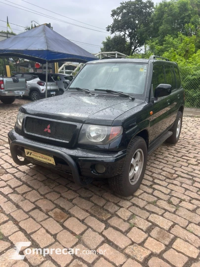 PAJERO 1.8 IO SE 4X4 16V