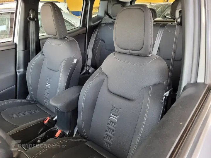 Renegade Sport T270 1.3 TB 4x2 Flex Aut.