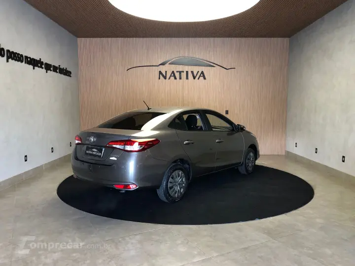 Yaris 1.5 16V Flex Sedan Xl Live Multidrive