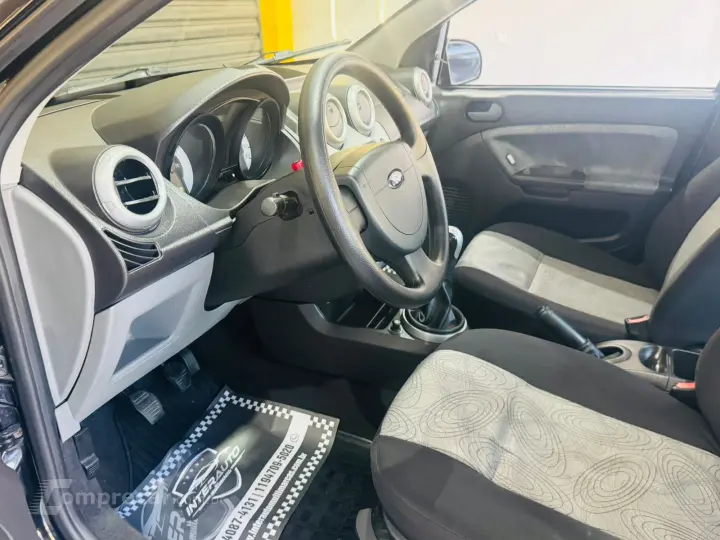 FIESTA 1.6 SE Sedan 16V