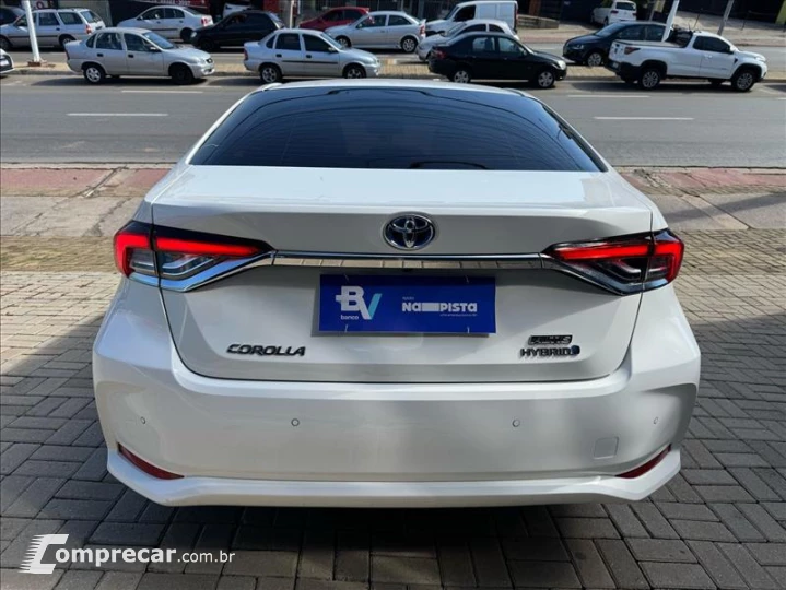 COROLLA 1.8 VVT-I Hybrid Altis