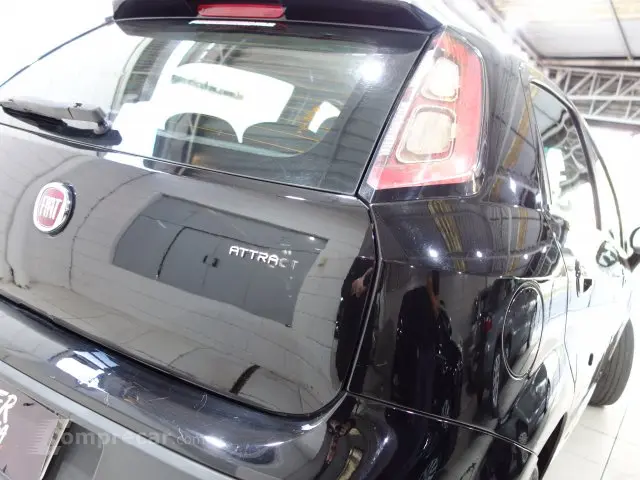 PUNTO - 1.4 ATTRACTIVE 8V 4P MANUAL