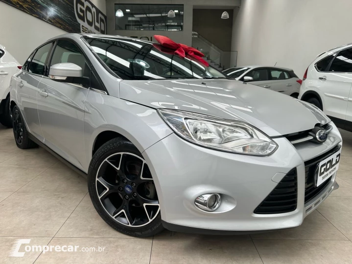 FOCUS 2.0 TITANIUM SEDAN 16V FLEX 4P POWERSHIFT