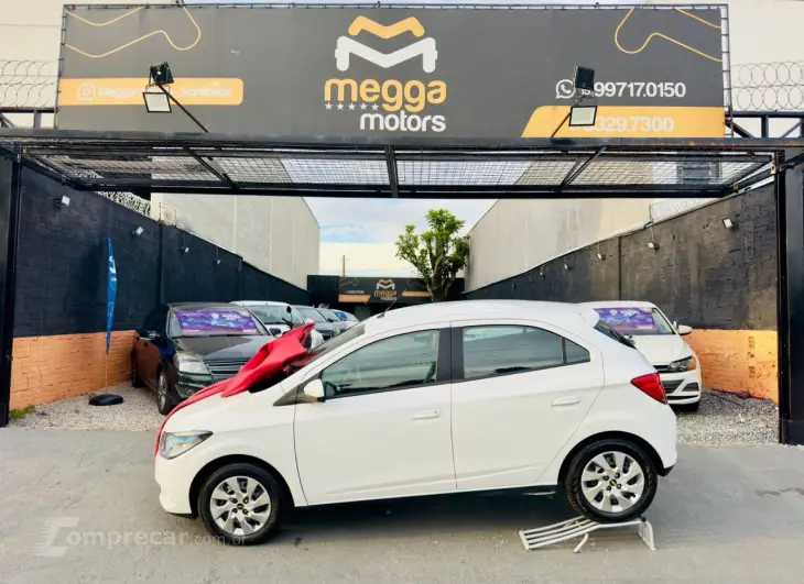 Onix Hatch 1.4 4P FLEX LT