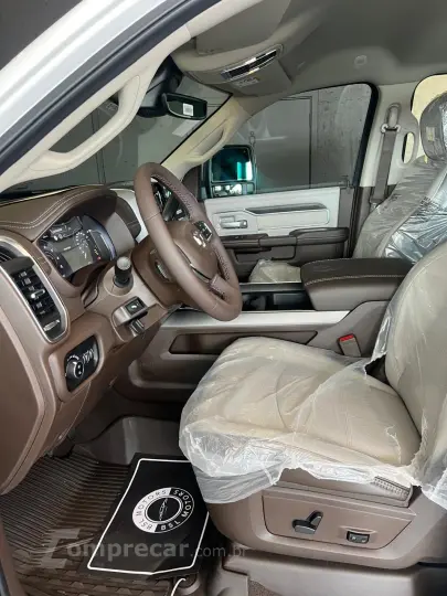 2500 6.7 Laramie 4X4 CD I6 Turbo