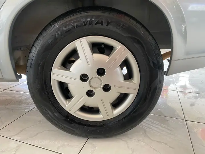 CLASSIC 1.0 MPFI LS 8V