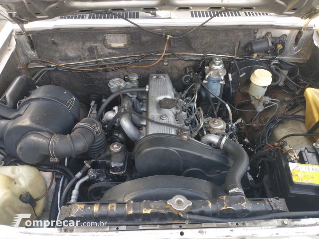 L200 - 2.5 GLS 4X4 CD 8V TURBO 4P MANUAL