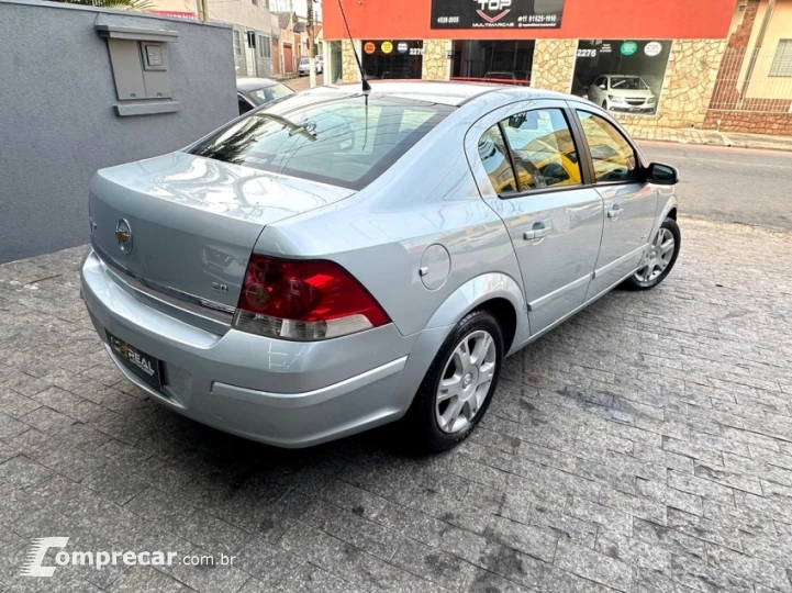 VECTRA 2.0 MPFI Elegance 8V 140cv