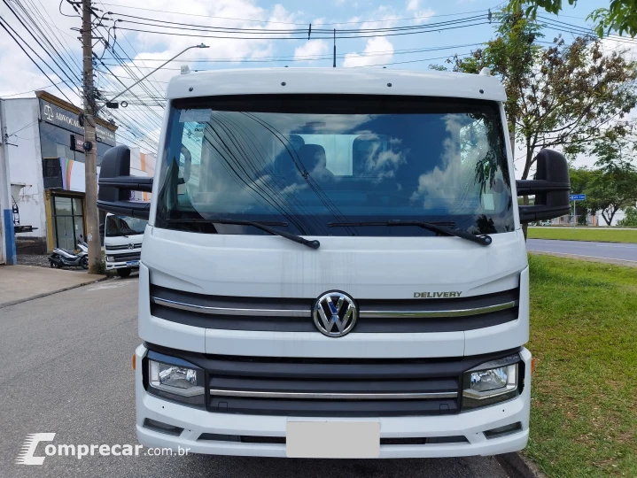 Volkswagen Delivery 9.170 Carroceria + Cabine Suplementar