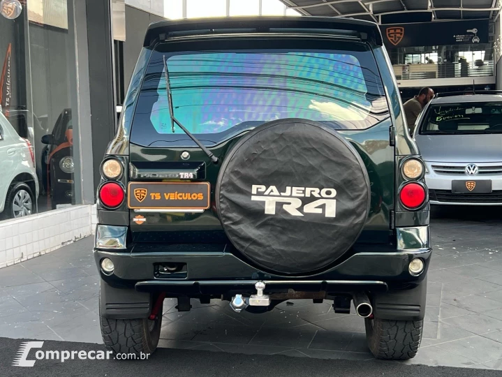 PAJERO TR4 2.0 4X4 16V 140CV FLEX 4P AUTOMÁTICO