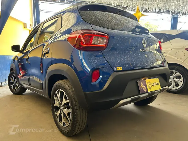 Kwid KWID OUTSIDER 1.0 Flex 12V 5p Mec.