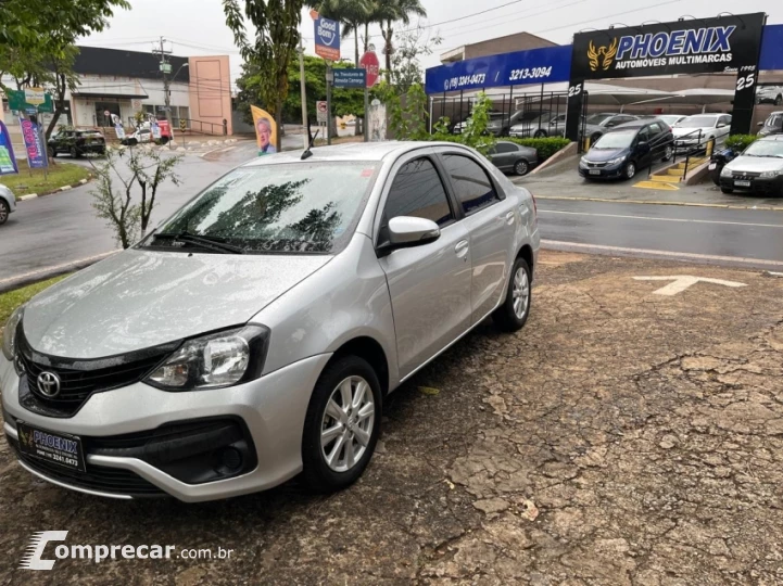 ETIOS 1.5 X Plus Sedan 16V