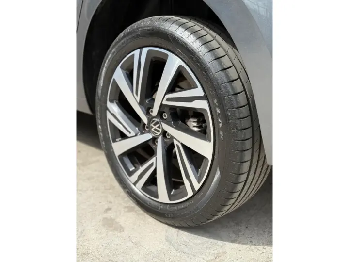 VIRTUS 1.0 200 TSI HIGHLINE AUTOMÁTICO