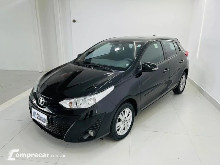 YARIS HB XL 13 AT