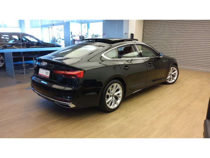 A5 2.0 TFSI GASOLINA SPORTBACK PRESTIGE PLUS S TRONIC