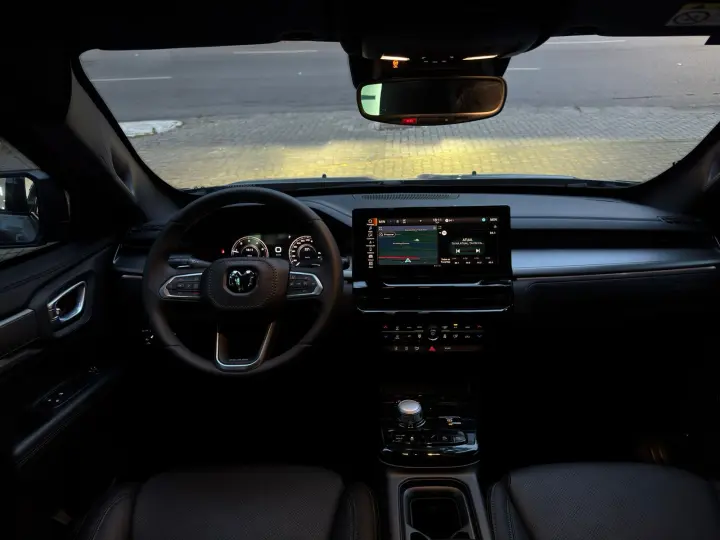 RAMPAGE 2.0 Hurricane 4 Turbo Laramie 4X4