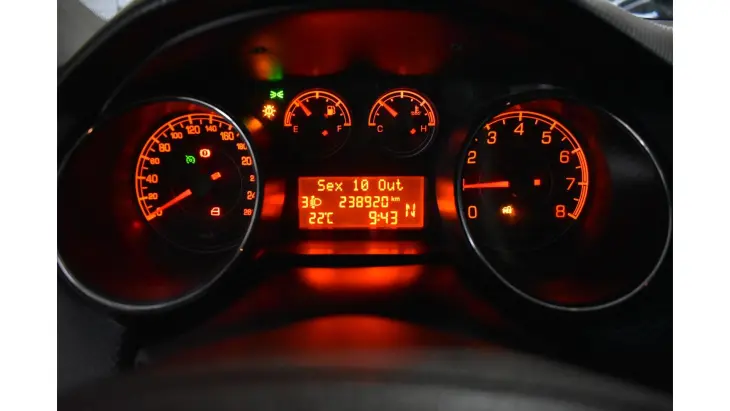 BRAVO - 1.8 ESSENCE 16V 4P AUTOMATIZADO