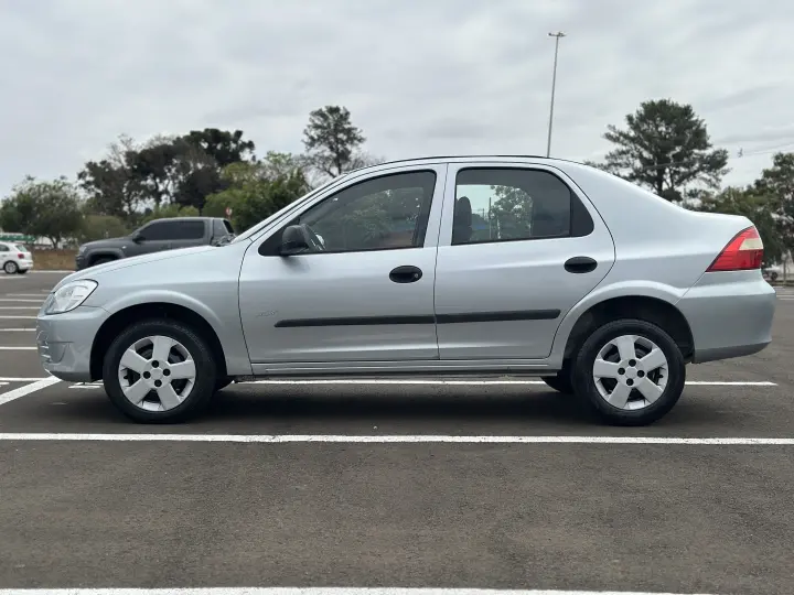 PRISMA 1.4 MPFI JOY 8V