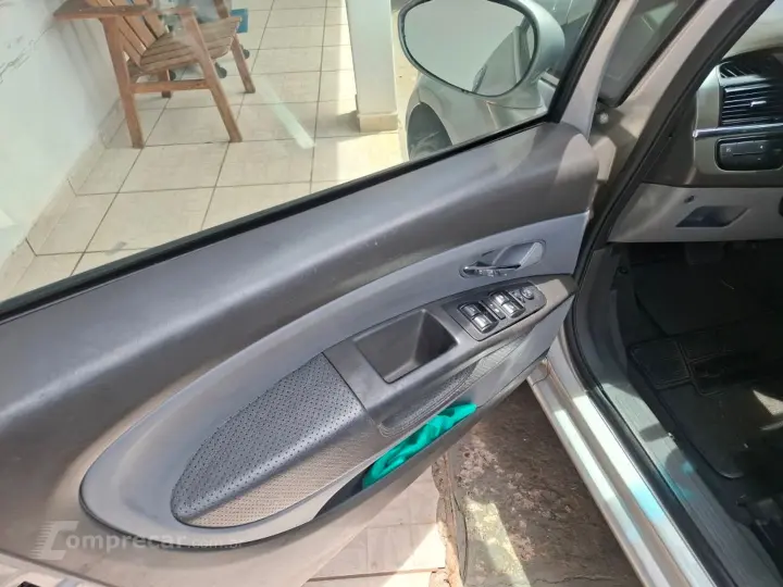 Linea 1.9 Mpi Lx 16V Flex 4P Automatizado