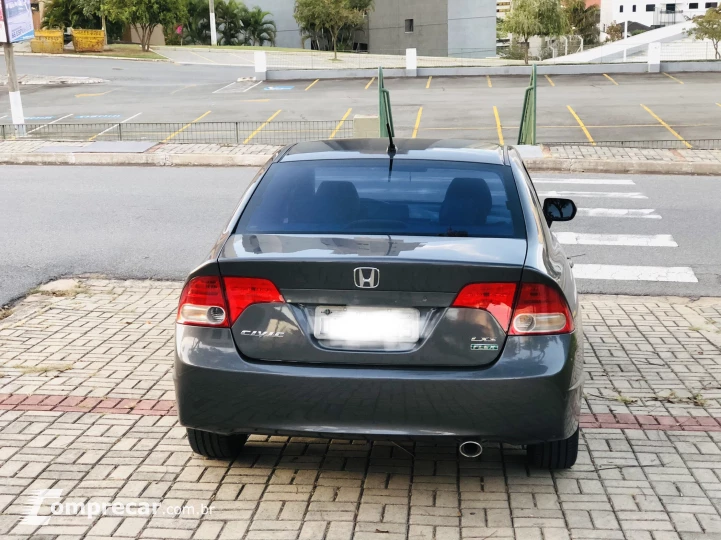 CIVIC 1.8 LXS 16V