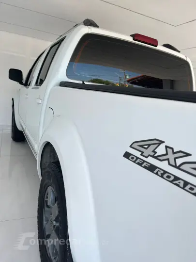 FRONTIER 2.5 Platinum 4X4 CD Turbo Eletronic