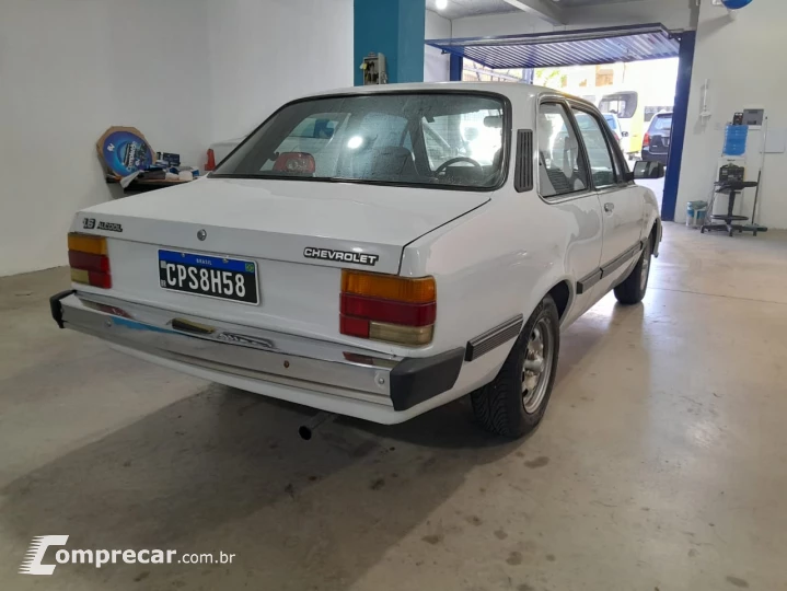 Chevette SL