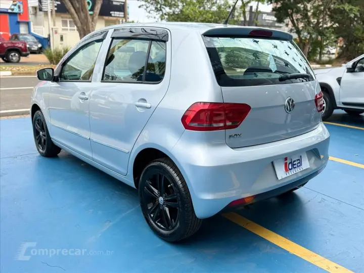 FOX 1.0 MI TRENDLINE 8V FLEX 4P MANUAL