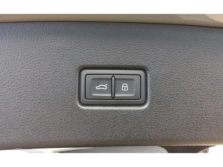 Q5 2.0 45 TFSI GASOLINA SPORTBACK S LINE BLACK QUATTRO S TRO