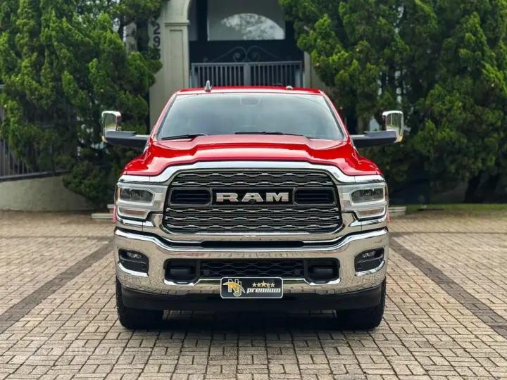 2500 6.7 I6 TURBO DIESEL LARAMIE CD 4X4 AUTOMÁTICO