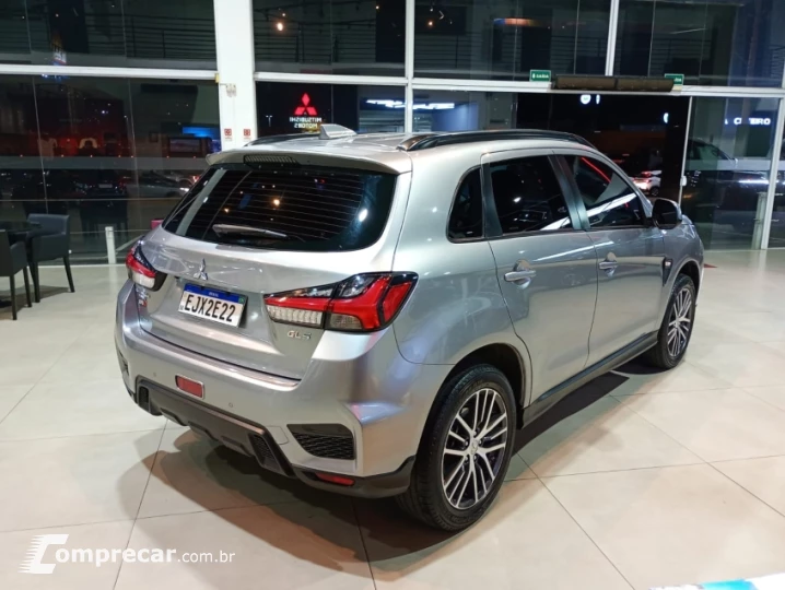 OUTLANDER 2.0 Mivec Sport GLS