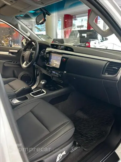 HILUX 2.8 D-4D TURBO DIESEL CD SRV 4X4 AUTOMÁTICO