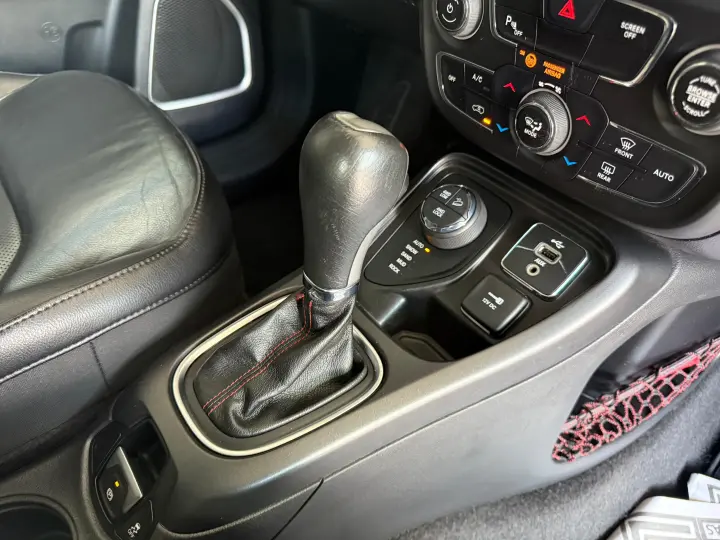 COMPASS 2.0 16V Trailhawk 4X4