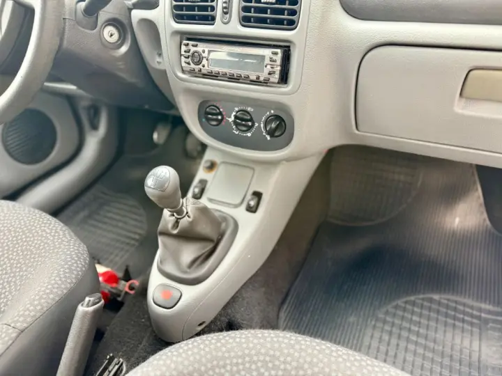 Clio Hi-Flex 1.0 16V 5p