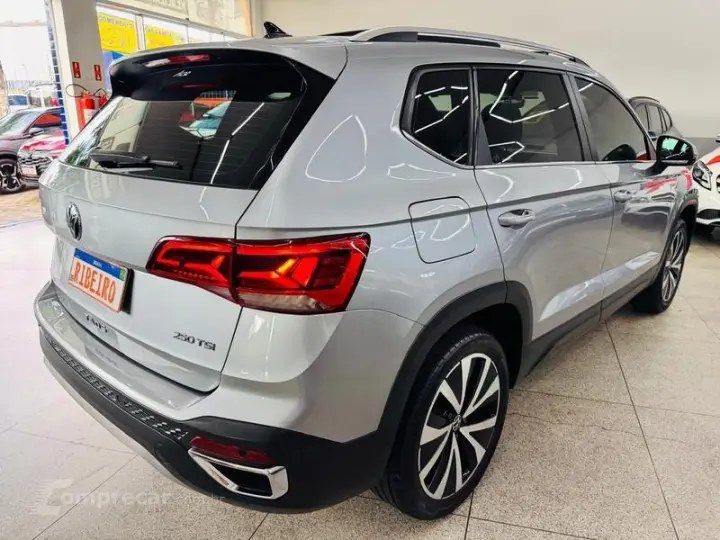 TAOS 1.4 250 TSI HIGHLINE