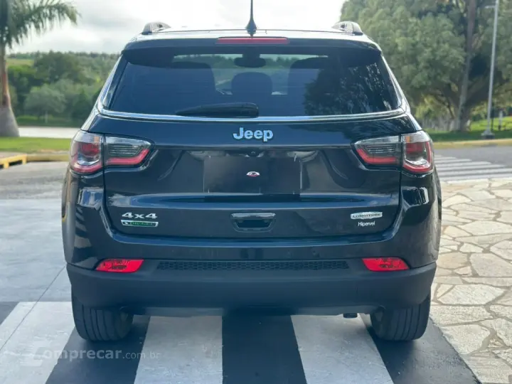 COMPASS 2.0 16V DIESEL LONGITUDE 4X4 AUTOMÁTICO