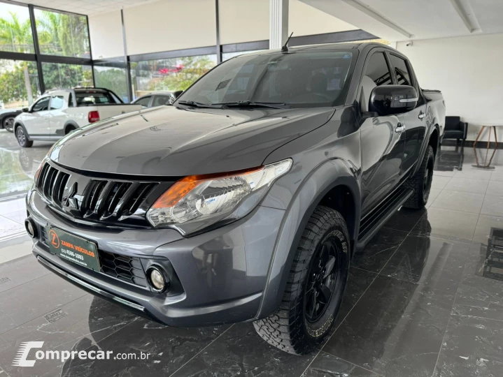 L200 TRITON 2.4 16V Turbo Sport HPE CD 4X4