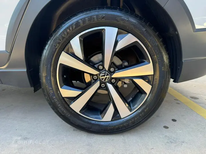 Nivus 1.0 200 Tsi Total Flex Highline Automático