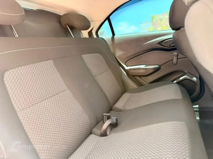 ONIX HATCH LT 1.0 8V FlexPower 5p Mec.