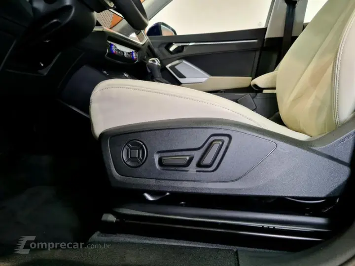 Q3 PERFORMANCE 2.0 TFSI QUATTRO