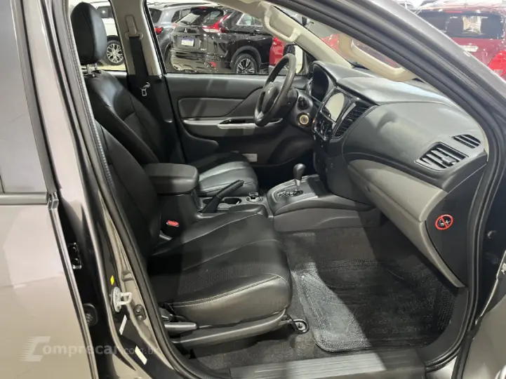 L200 TRITON 2.4 16V Turbo Sport Outdoor GLS CD 4X4