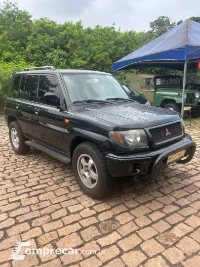 PAJERO 1.8 IO SE 4X4 16V