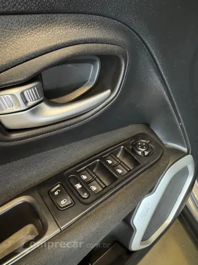 RENEGADE 1.8 16V Sport