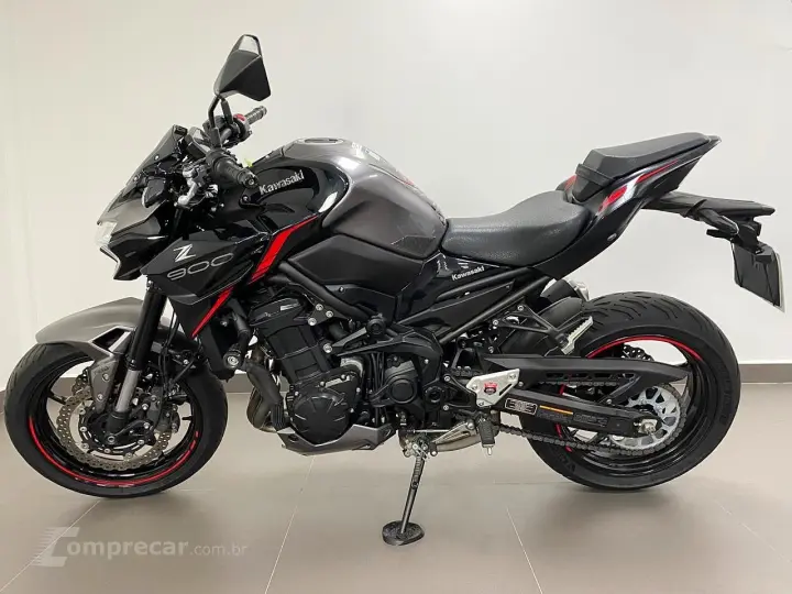 KAWASAKI Z900