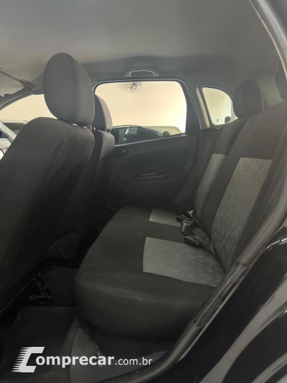 FIESTA 1.0 MPI Hatch 8V