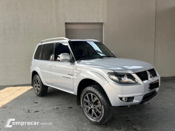 Pajero TR4 2.0/ 2.0 Flex 16V 4x4 Aut.