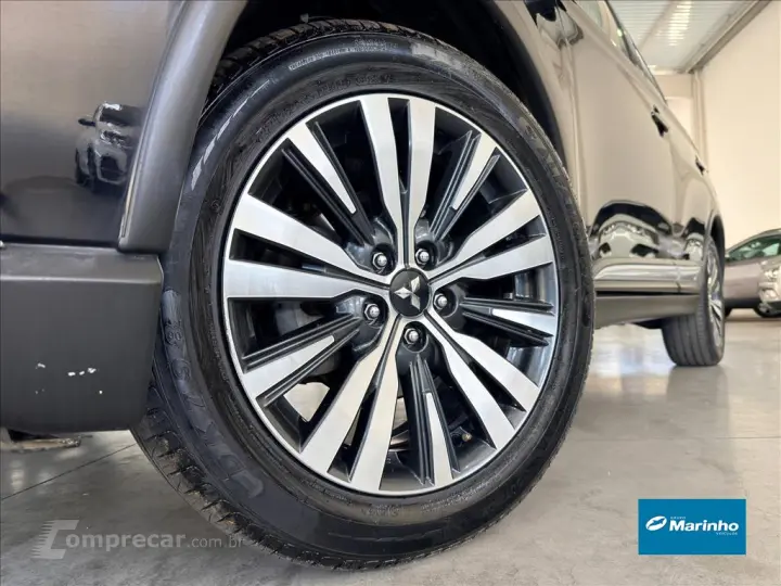 OUTLANDER 2.0 MIVEC GASOLINA HPE AUTOMÁTICO